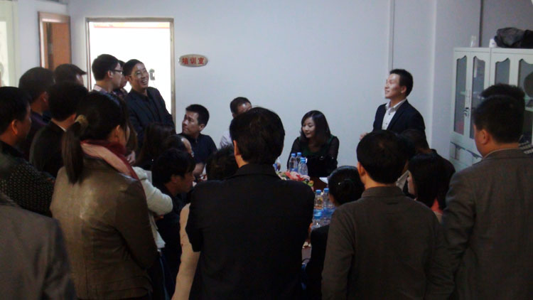 �M�ƴ�����(li��n)�ϕ�(hu��)�ɆT�Ļ���(d��ng)