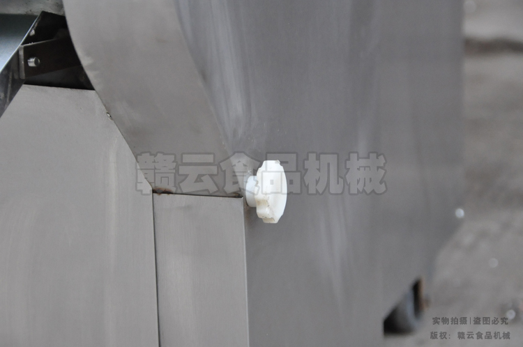 880�Ͷ๦���в˙C(j��)����M�D